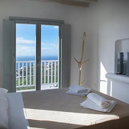 Villa Anthis Villas *